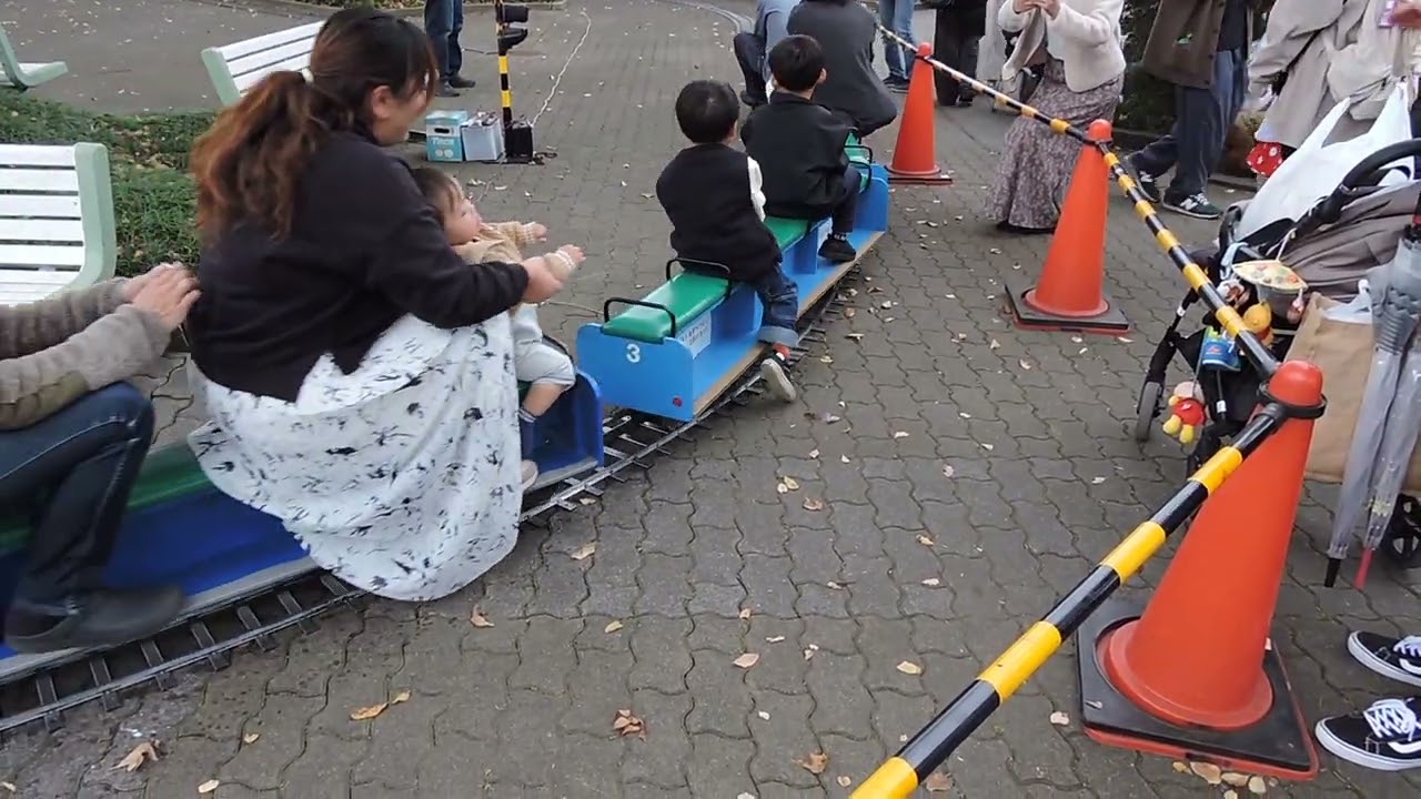 第33回日高市民まつり　ミニSL　走行の様子　2024/11/10