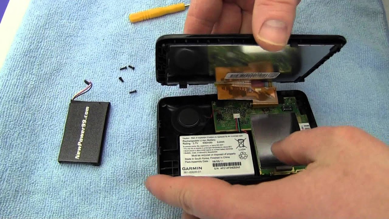 How to Replace Your Garmin Nuvi 2595LM Battery