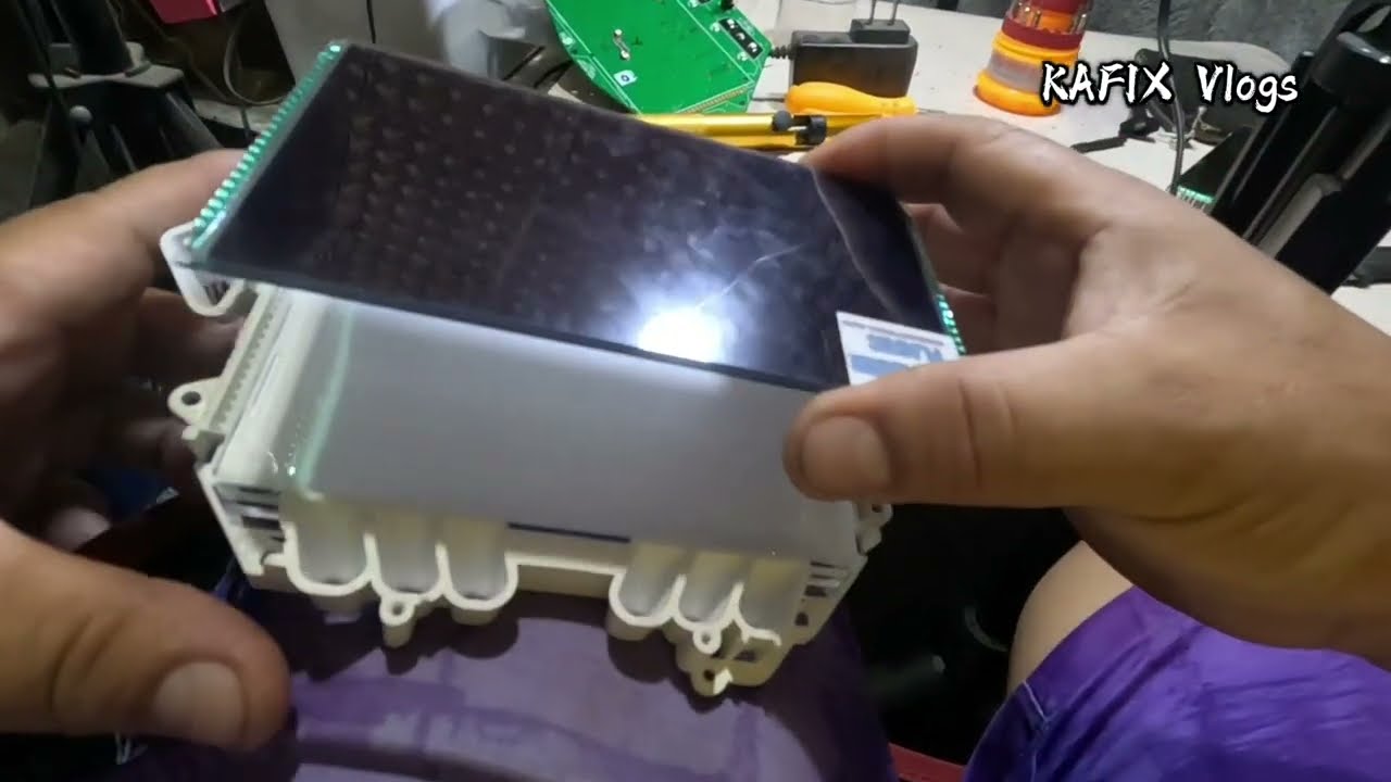 How to replace Aerox LCD panel Guage with sunburn