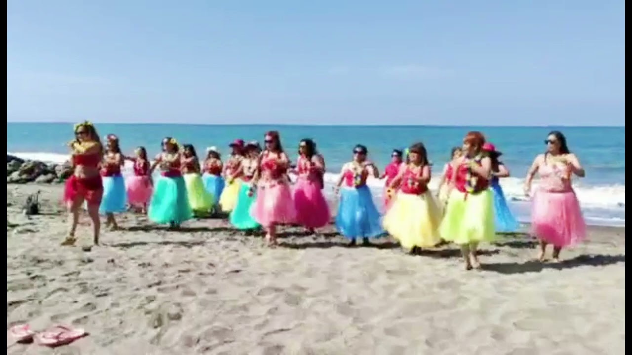 There's a kind of hush - CARPENTERS- hawaian - Dance fitness/Zumba