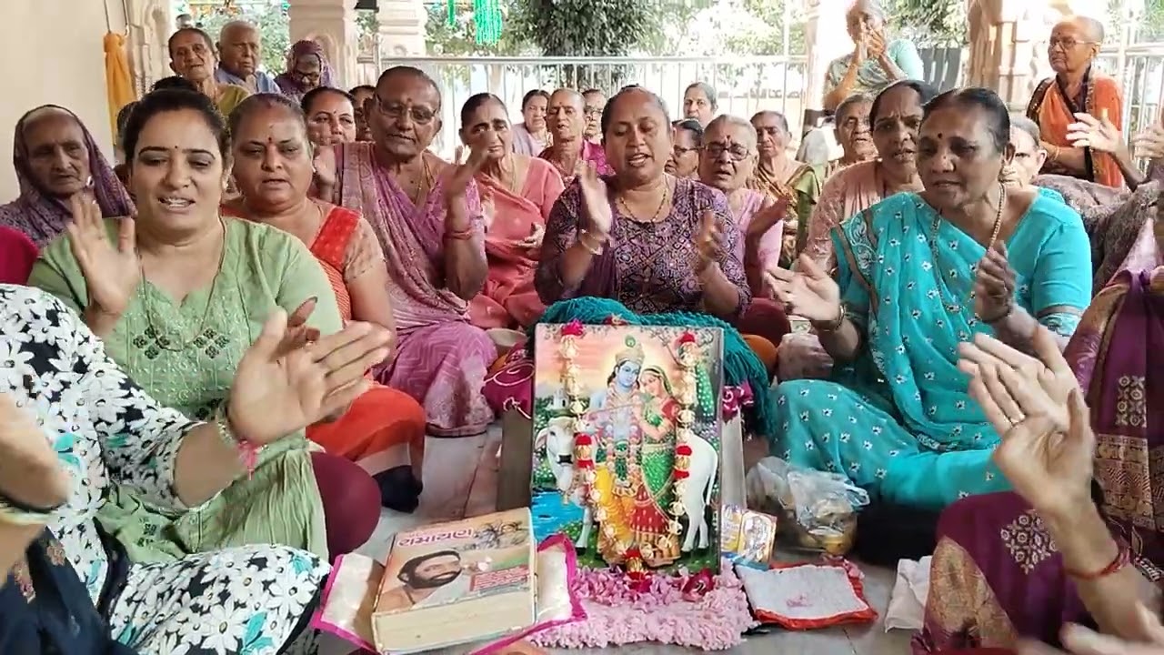 ફાગણમાં ઉડે રે ગુલાલ કહો નંદરાણી ને