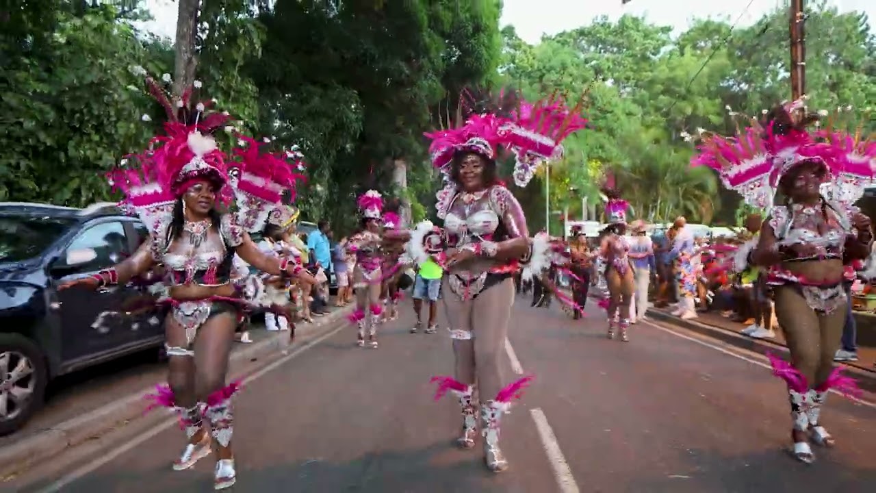 Origin'all au départ de la Parade de Pointe Noire