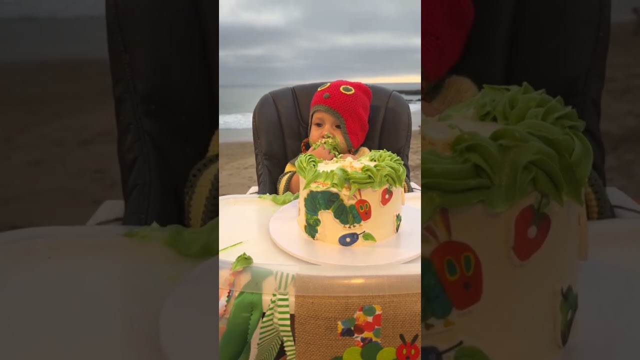 Consider the cake smashed 🐛 #cakesmash #blw #babyledweaning #baby #babies #kadyn