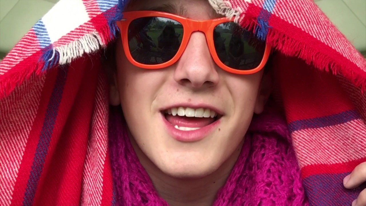 Billy La Bufanda Music Video