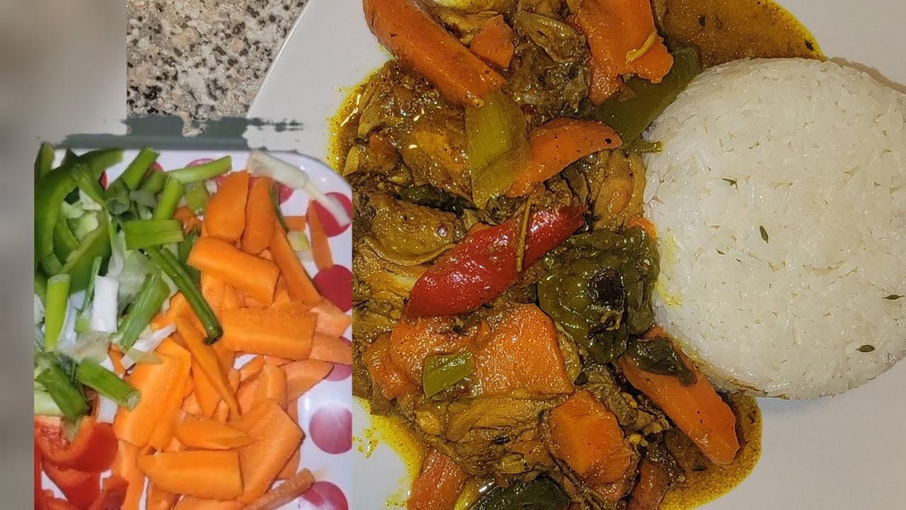 Dinner | Curry chicken back with white rice 