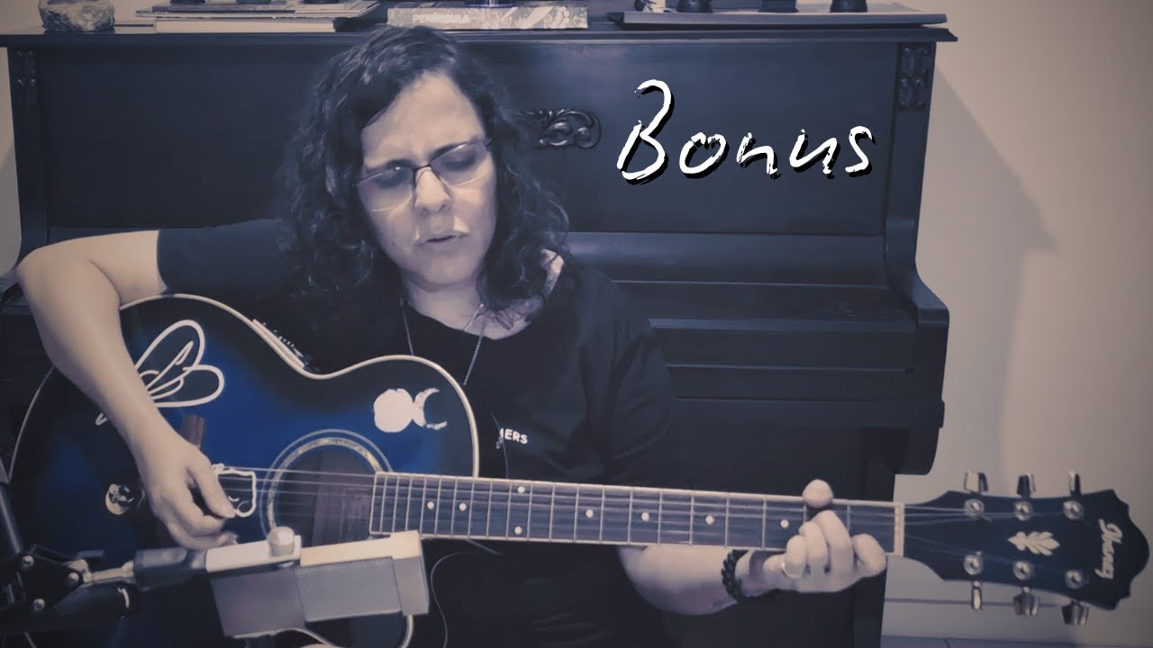 Неизданная оригинальная песня: We Could Be Lovers (Live)