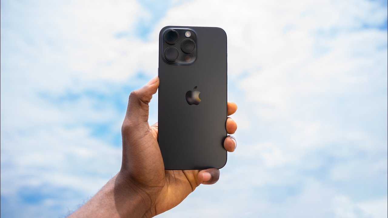 Probando el iPhone 15 Pro Max en 2025