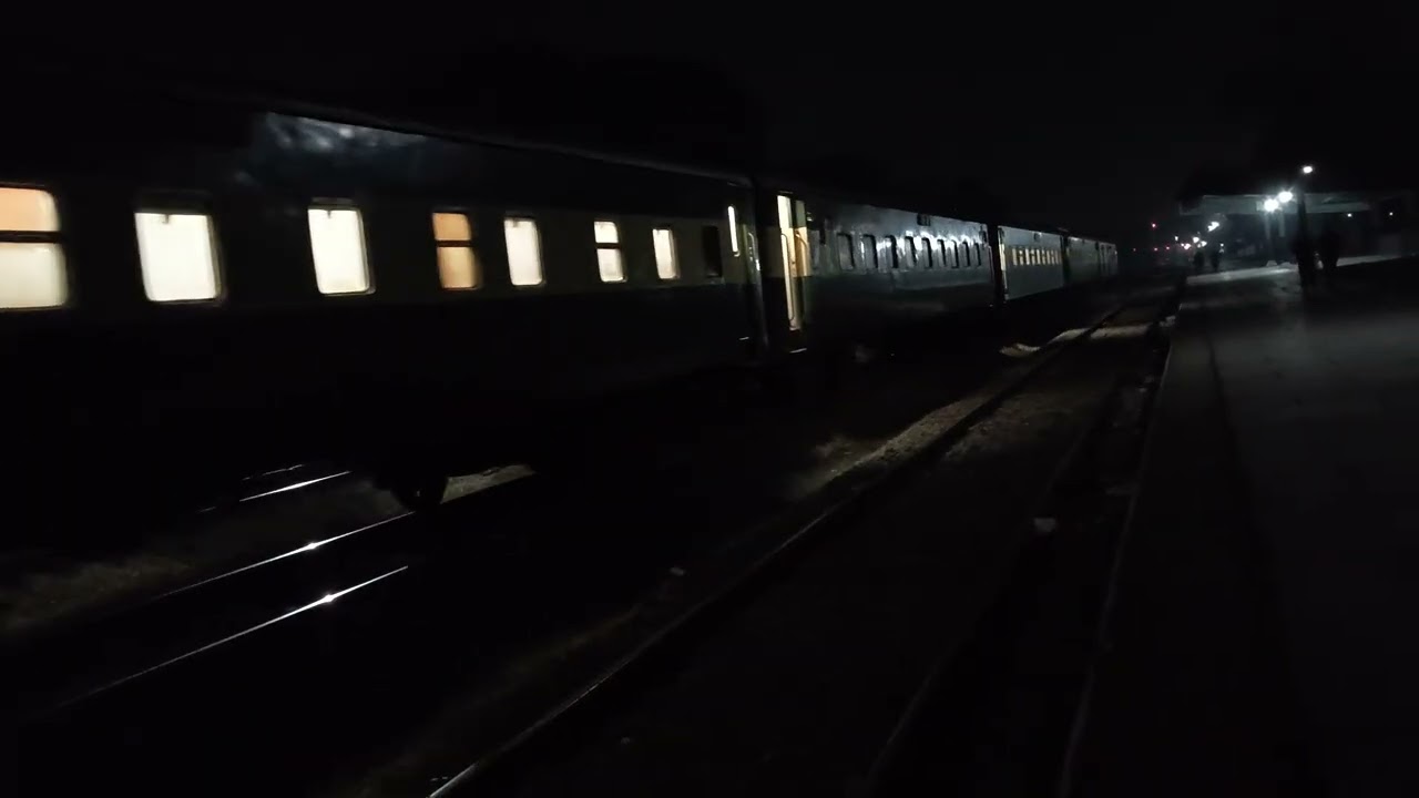 Jhelum Railway Station night view #jhelum #train #night #railway 
