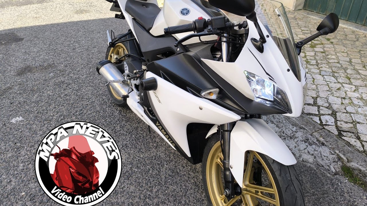 Yamaha YZF r-125(2012)