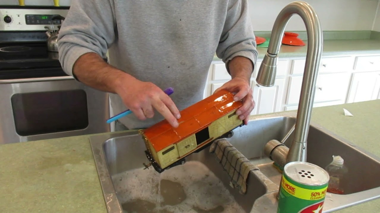 Cleaning Lionel Prewar Toy Trains And Other Painted Toys