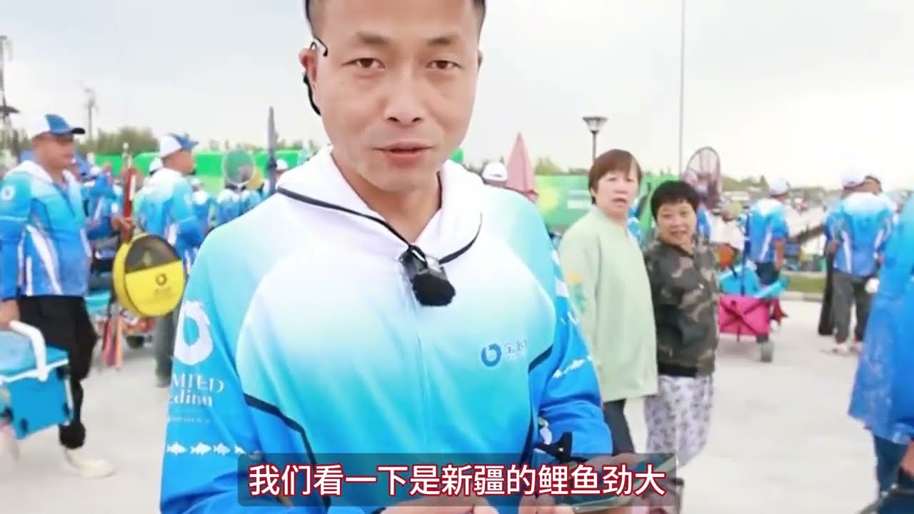 鱼没钓到几条，倒是差点在水里练“蝶泳”！#钓鱼#dou是钓鱼人#钓鱼日常#钓鱼趣事#钓鱼事故#2025钓鱼#黑坑