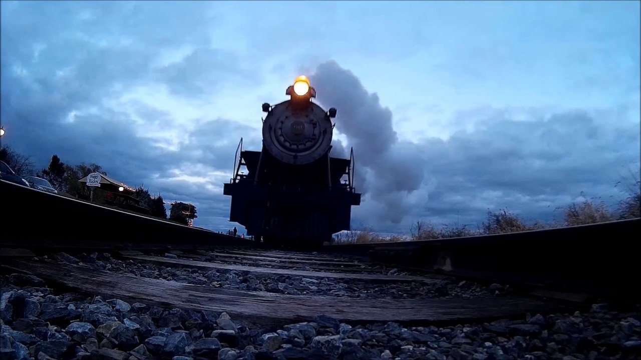 Strasburg Railroad Christmas Tree Trains Part 3 90 and 475 runover 2016 HD
