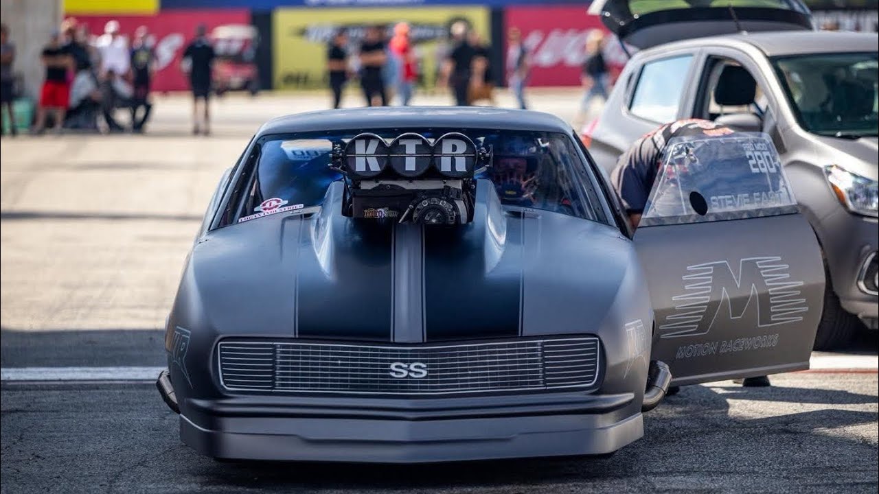 Street Outlaws - Murder Nova vs Steve Jackson in Round One at the US Street Nationals