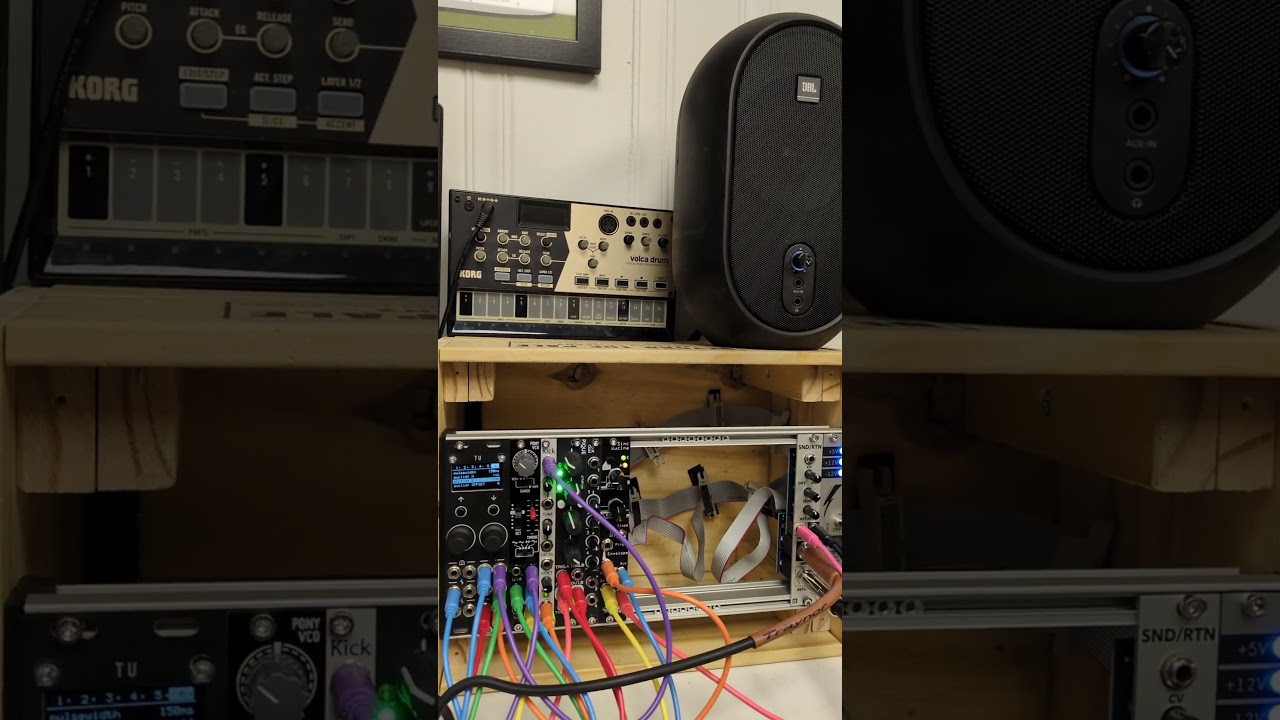 mixer has been ordered (finally), not the most exciting #eurorack expansion, but a well needed one.