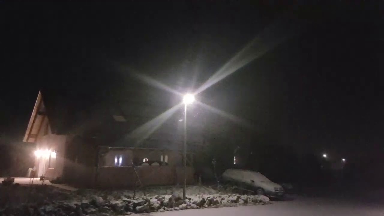 kr&auml;ftiges Wintergewitter mit Blitz, Donner u. Sturm