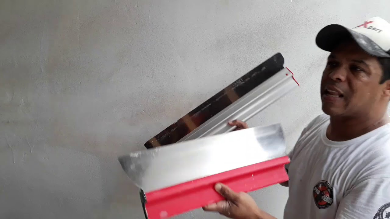 MASSA CORRIDA  DUAS DESEMPENADEIRAS TOP - BEROXEPERT ou LEVEL 5 - QUAIS AS DIFERENÇAS!