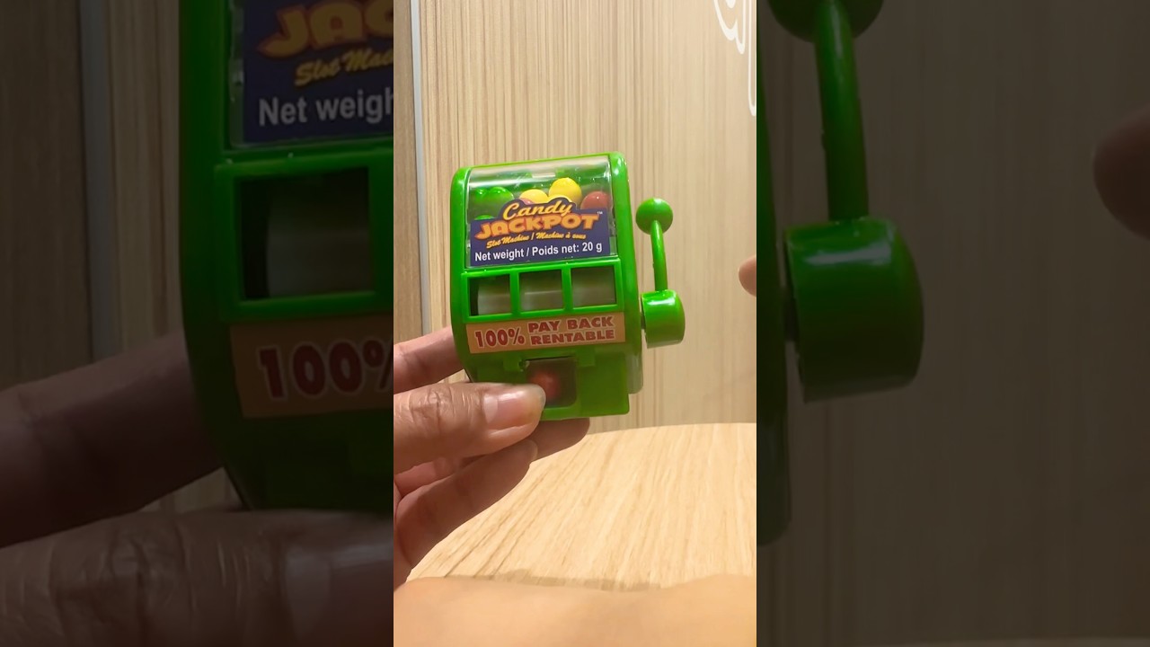 Candy Jackpot Slot Machine 