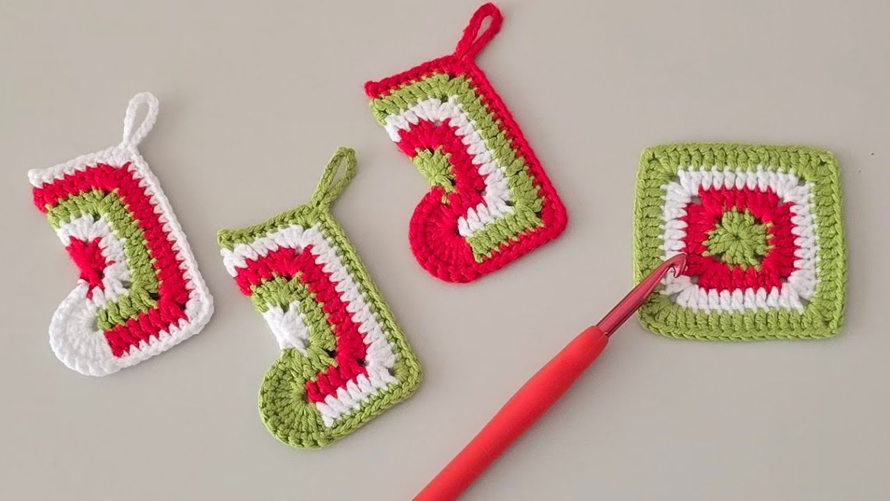 🎄 Tığ İşi Kare Motiften Çorap Yapımı | Yılbaşı Süsleri ve Modelleri I Crochet Christmas Stocking