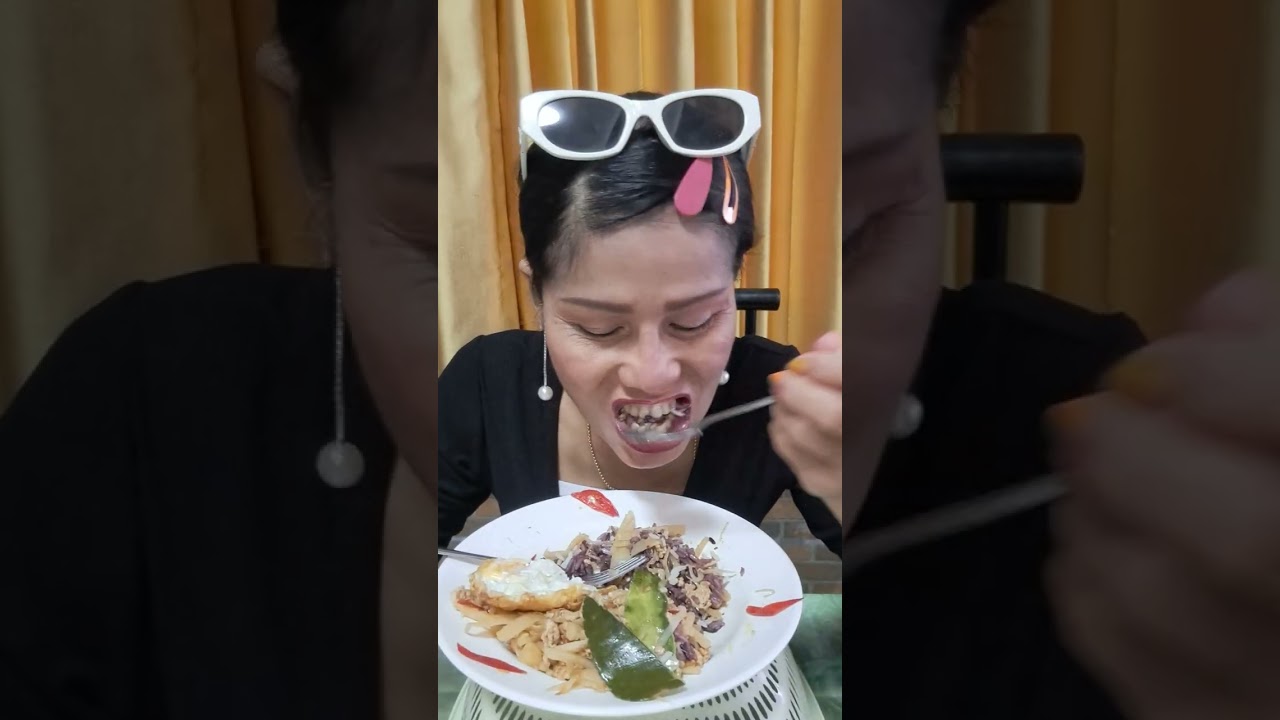 Ep.747 ผัดเผ็ดไก่ใส่หน่อไม้ดองกับไข่ดาวเลิศคือเก่าจ้า 