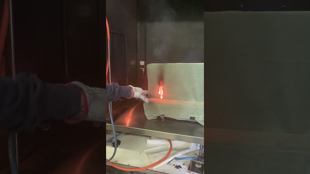 Shorts video - Prova di reazione al fuoco secondo la UNI 9175:2010? | Istituto Giordano