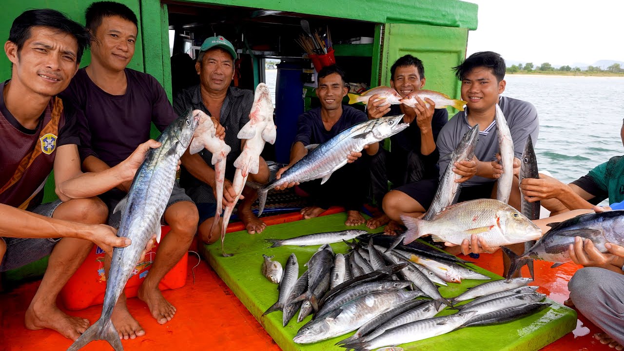 Ra Khơi Hơn 200km Để Câu Nhiều Cá To • Câu Biển Ký Sự •