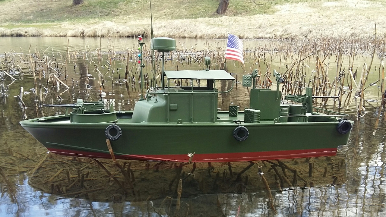 Alpha Patrol proboat : scale Boat