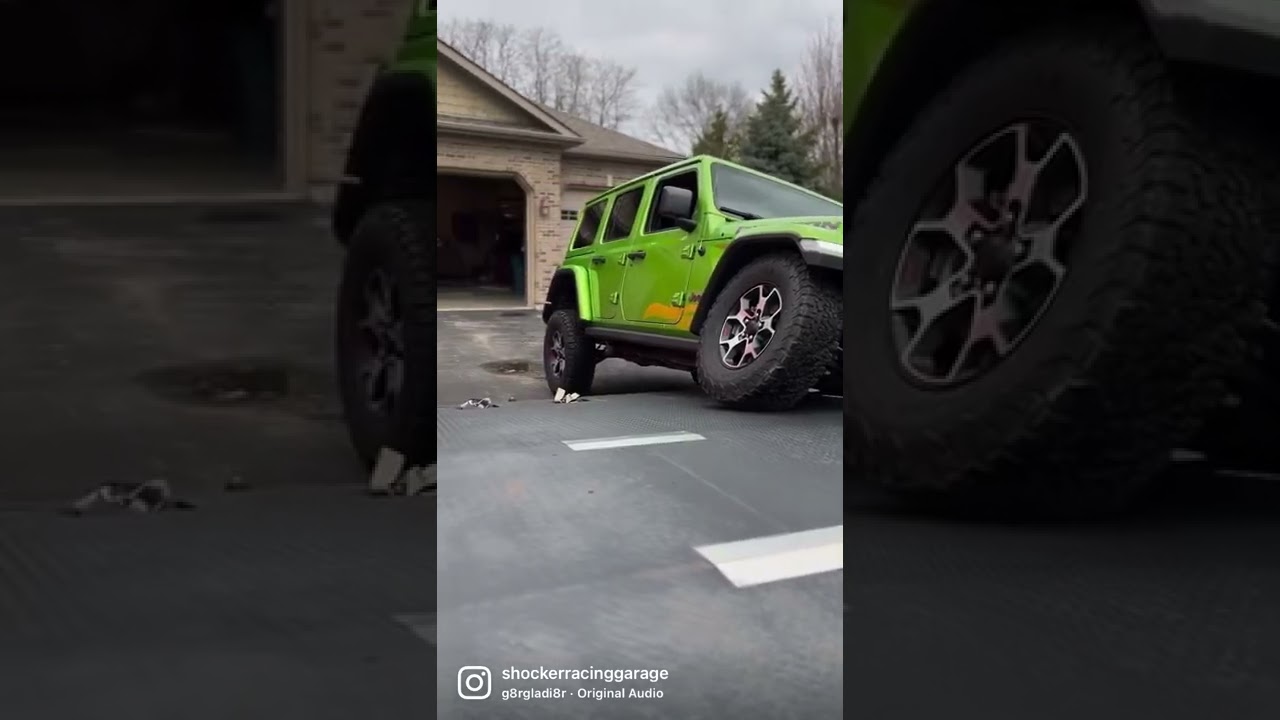 Bronco против Wrangler Flex Off