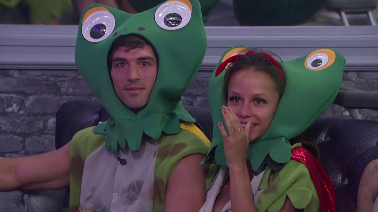 Big Brother 19 : Josh Blows Up At Cody During Veto Ceremony