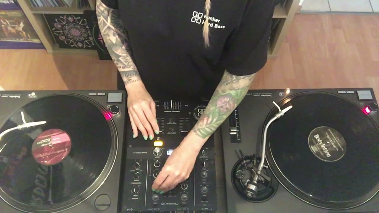 “Hard New Start 2025” hardcore oldschool millenium mix Pixieland # 16 (3min on mute = copyright)
