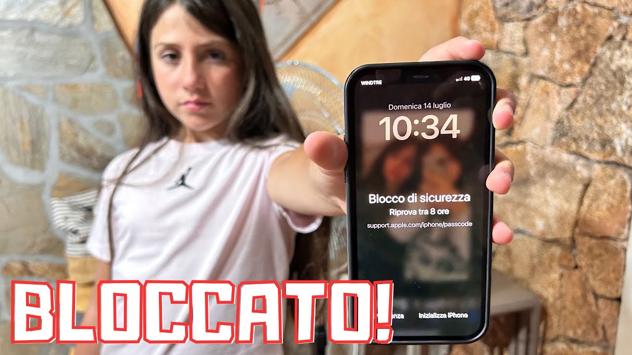 ANASTASIA BLOCCA IL TELEFONO DI VANESSA CHE NON PUO' PIU' ACCENDERLO E PERDE TUTTI I DATI