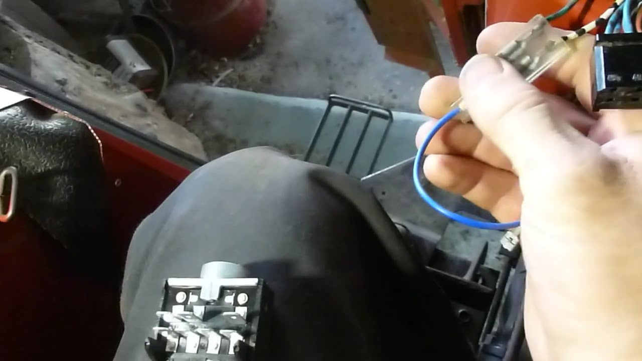Warnblinker und Blinkgeber am Fiat, Deutz, Hanomag, Fendt, IHC, Ford, Güldner, Massey Ferguson,