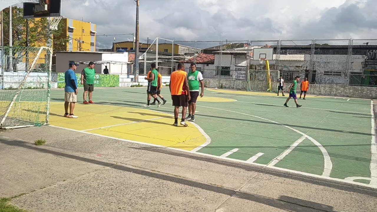 Pelada de domingo 40 graus 