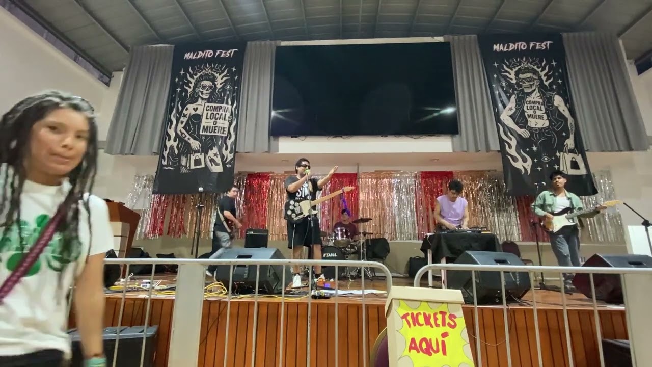 LE ALEPH – Mírame (en Vivo en el MALDITOFEST, Cercado de Lima - Perú)
