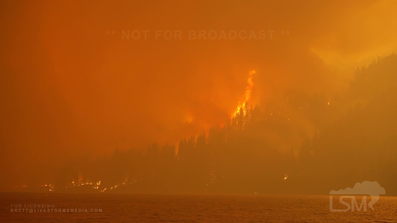 7-22-2021 Lake Almanor, Ca Dixie Fire exhibiting extreme fire behavior- massive flames- Butt Valley