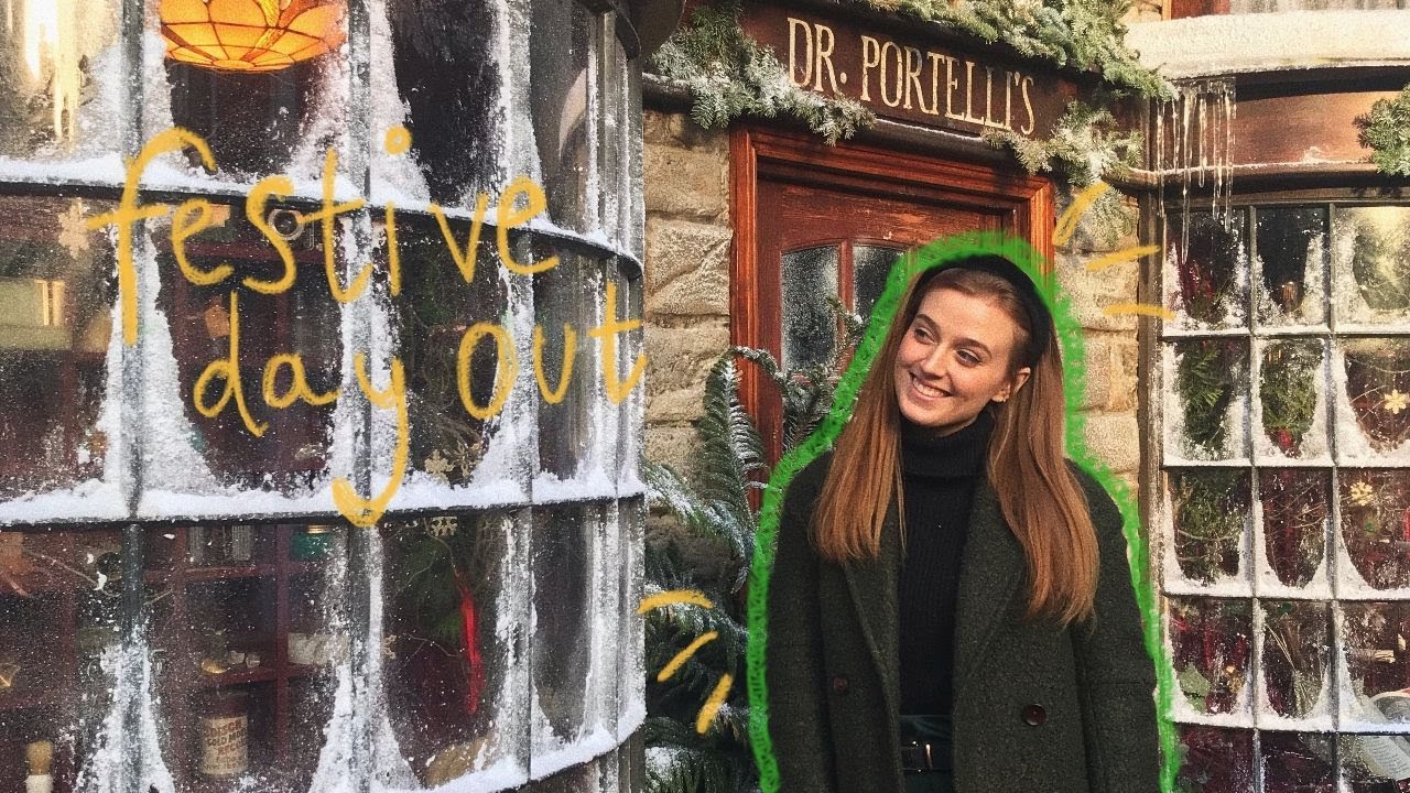 a christmas cinema and the best cookie recipe ever│i am jess