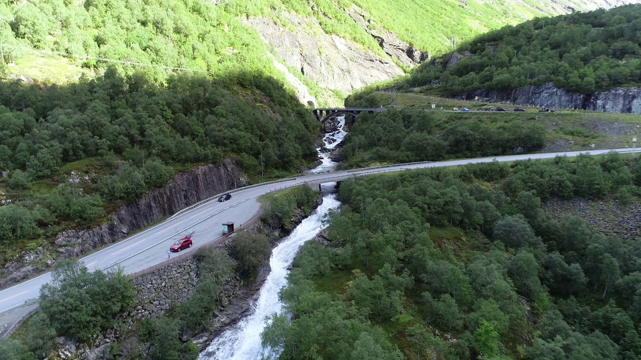 Beautiful Norway - Ned mot Stryn 2   Øvstebru foss