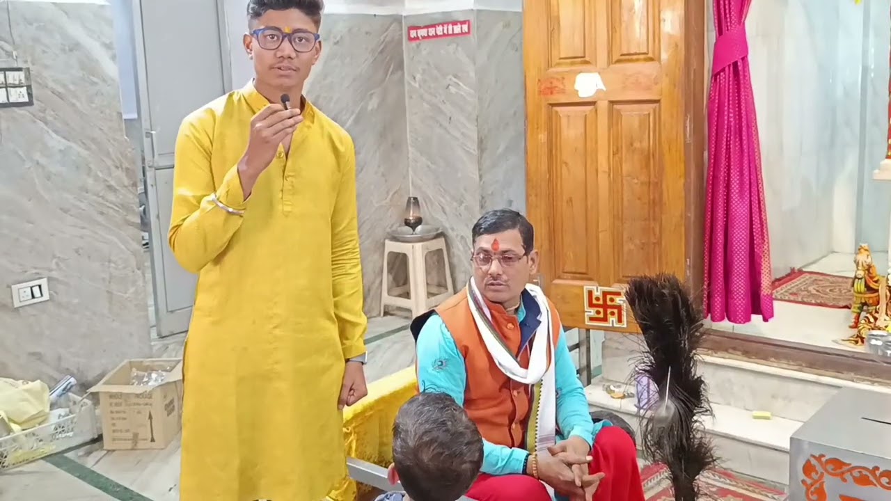 Jhansi me hne ja rha h Shree Shyam Mahotsav.... 