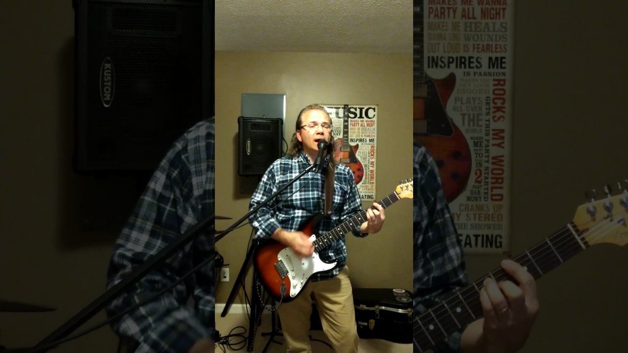 Don't Dream It's Over. Voicetone Harmony-G TC Helicon. American Stratocaster. Vox Stomplab II.