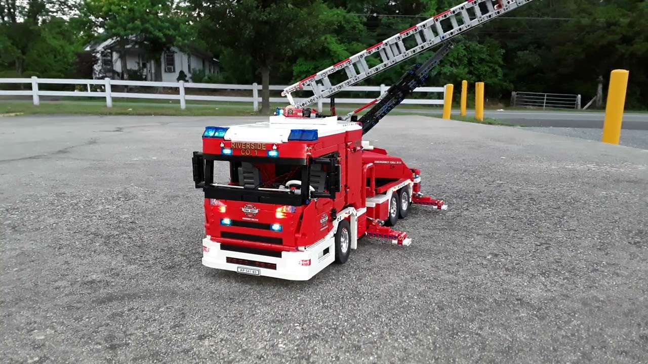 LEGO Technic RC Firetruck MOC