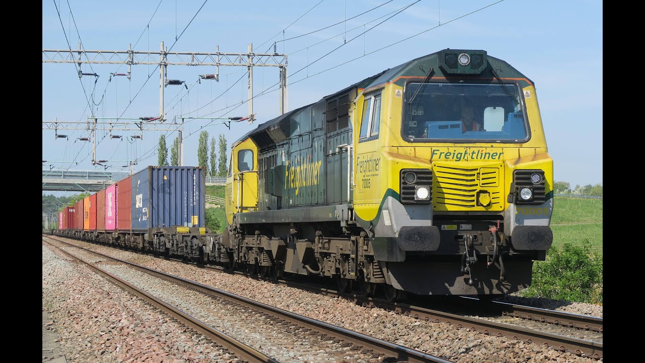 Smilers Royal Carriage, Car Train, Water Train, Track Machine at Wilsons Crossing