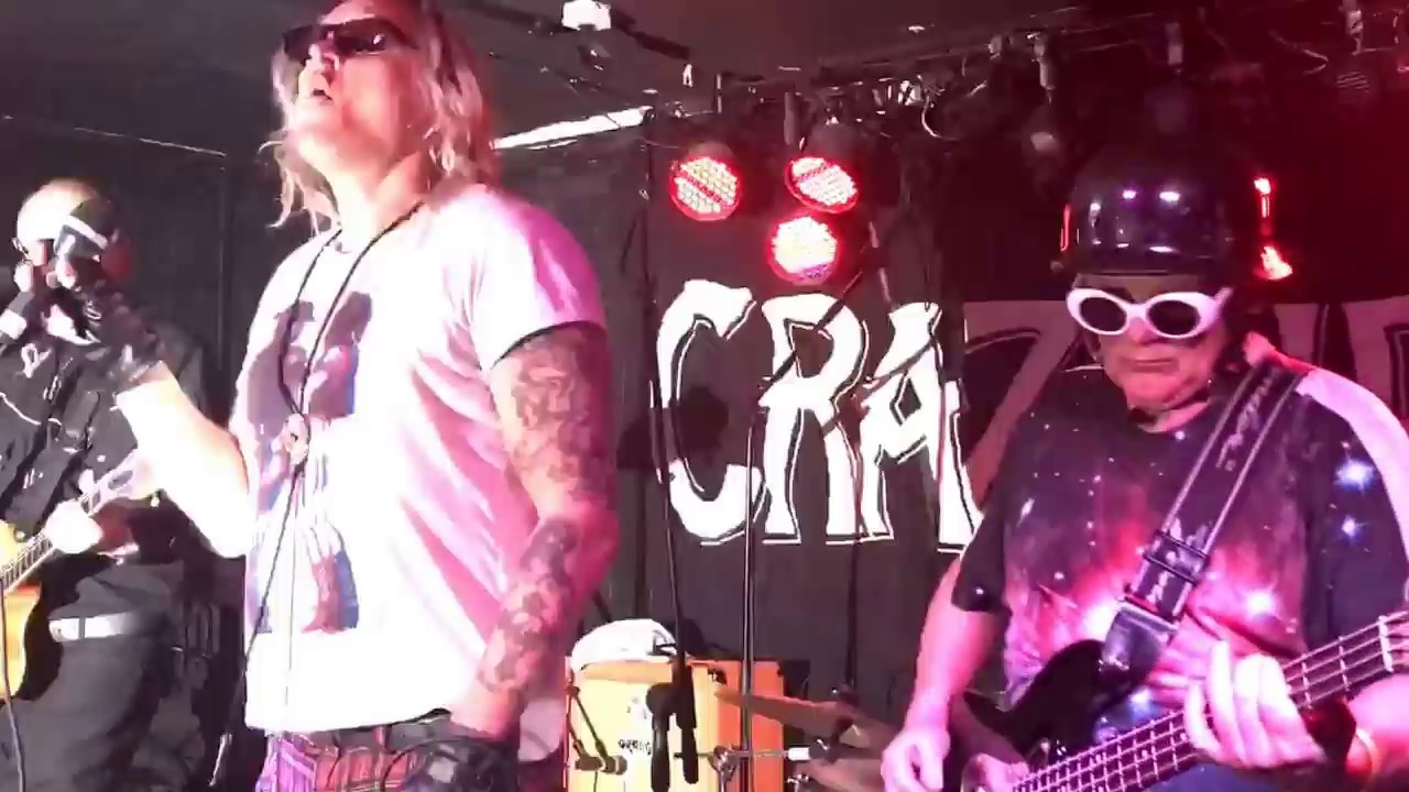 Crazyhead live at The Doghouse, Nottingham 16.09.17 'Bang Bang'