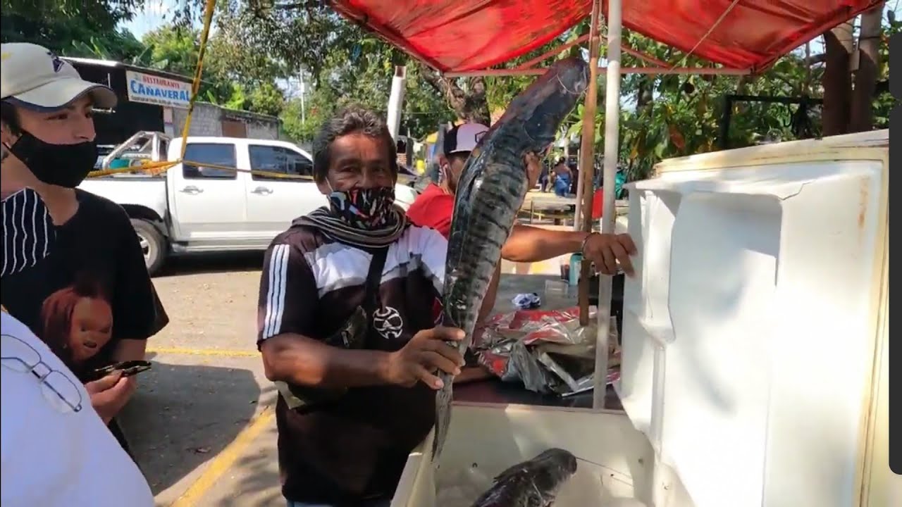Subienda  en Honda Tolima, río Magdalena
