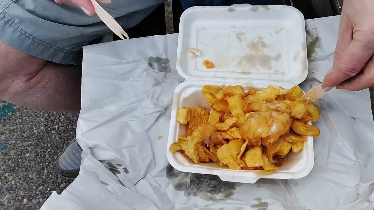Marlboro Vs Bennett's fish and chips #weymouth #dorset #fishandchips #holiday #food #sea #harbour