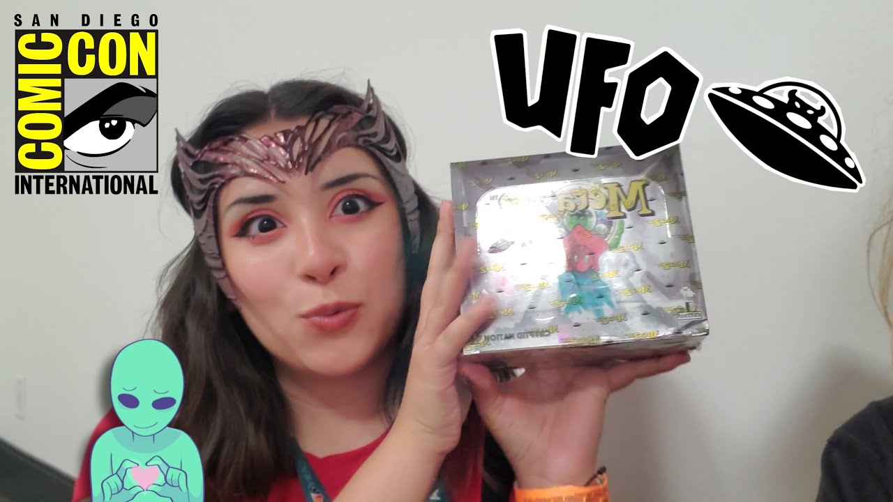 METAZOO UFO BOOSTER BOX OPENING @ SDCC!