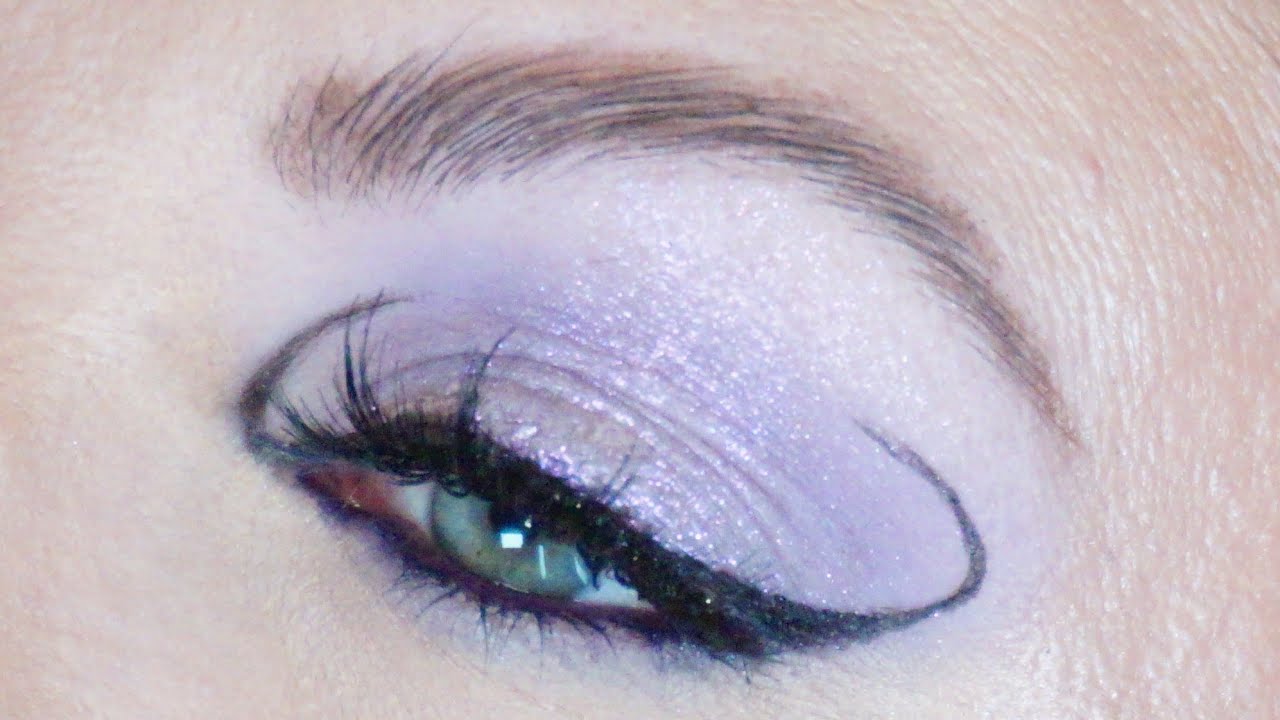 MAC Graphic Eyeliner Tutorial | Calm, Step-by-Step Makeup With Me | Makeup Lizzy