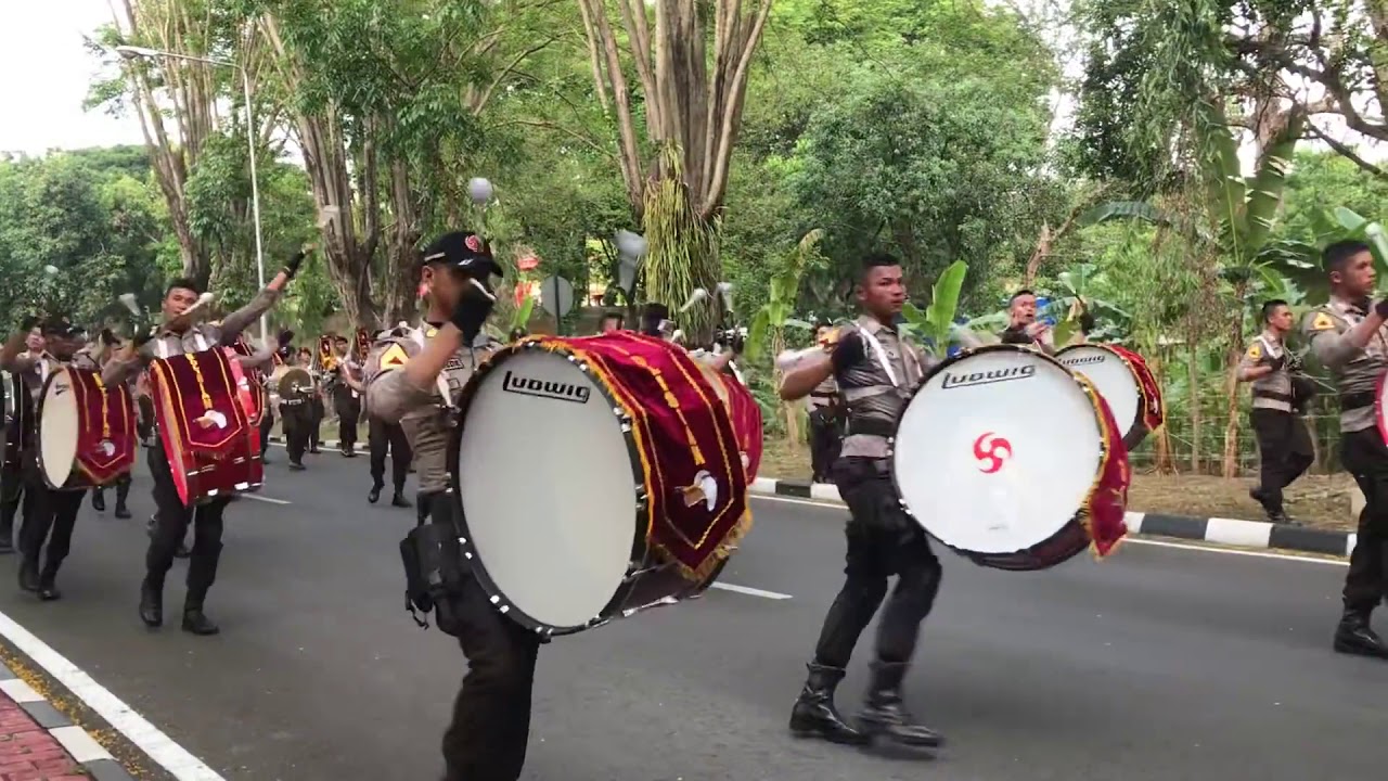 TRADISI TARUNA AKPOL | KIRAB PENERIMAAN TARUNA BARU | DRUM CORPS AKPOL CENDRAWASIH