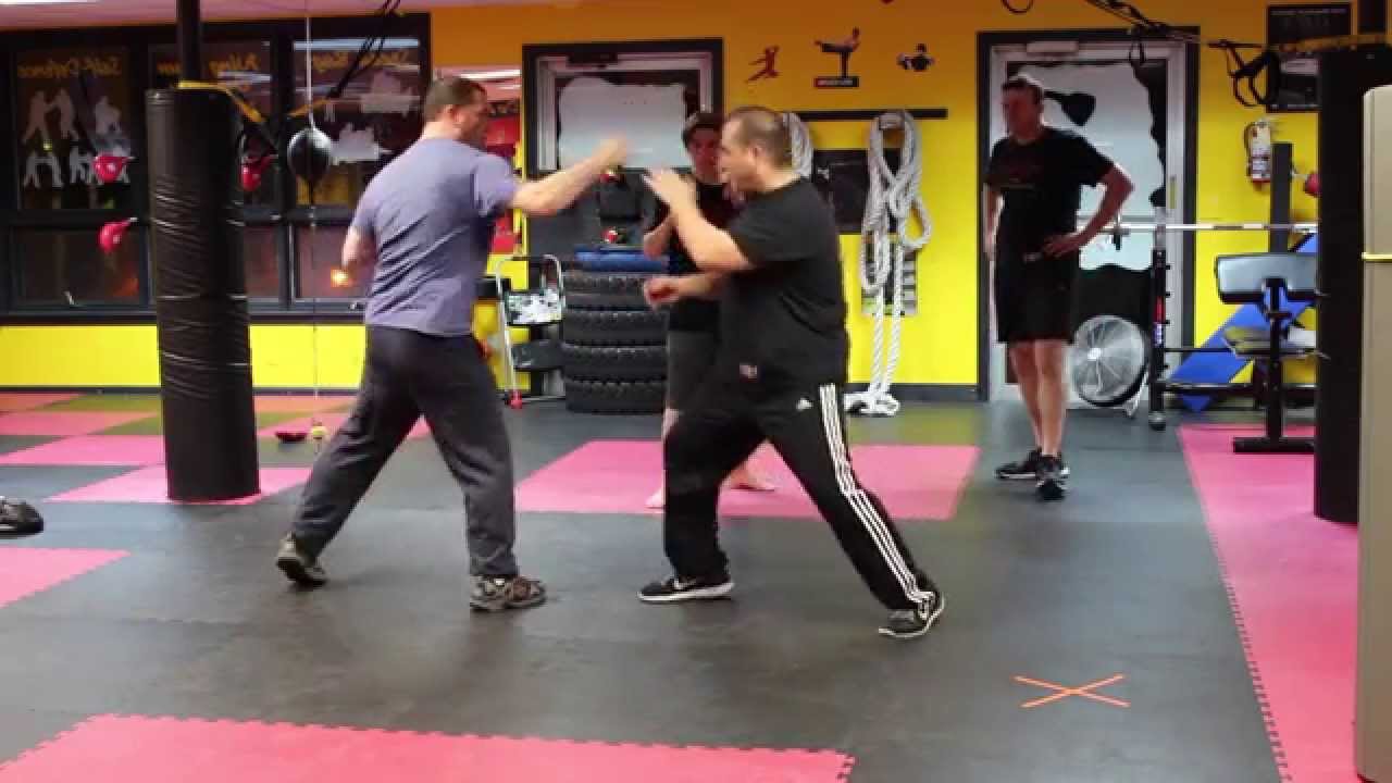 JKD FOOTWORK MECHANICS