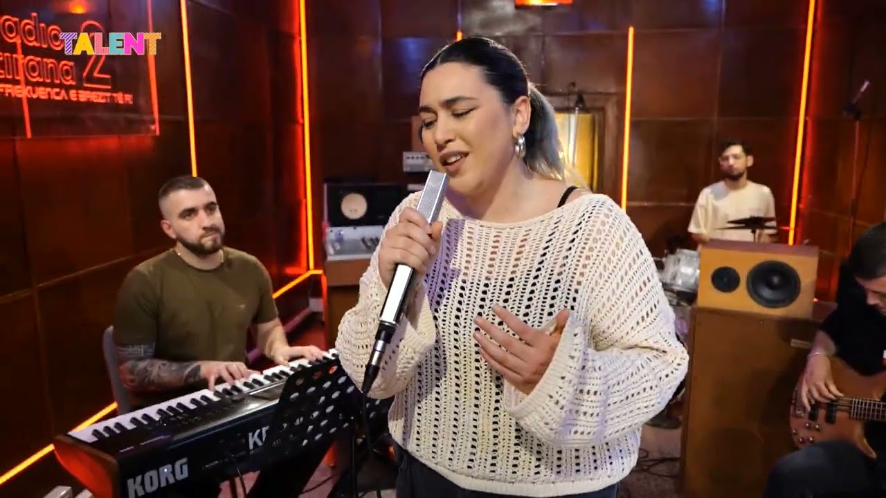 Alberie Hadergjonaj - Asnjehere (Cover by Arsi Bako) - Talent | RTSH
