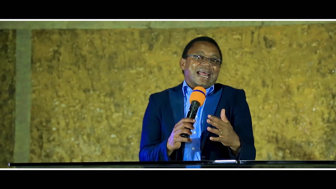 Bishop Daniel BELO Thème VAS AVEC LA FORCE QUE TU AS