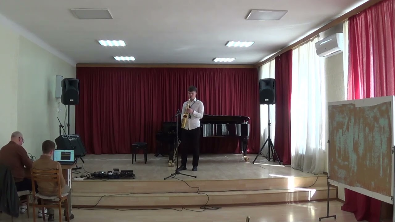 Антонио Карлос Жобим «Дезафинадо», исполняет Чурноус Козма